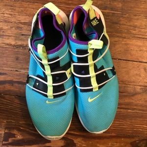 Men’s Nike sneakers